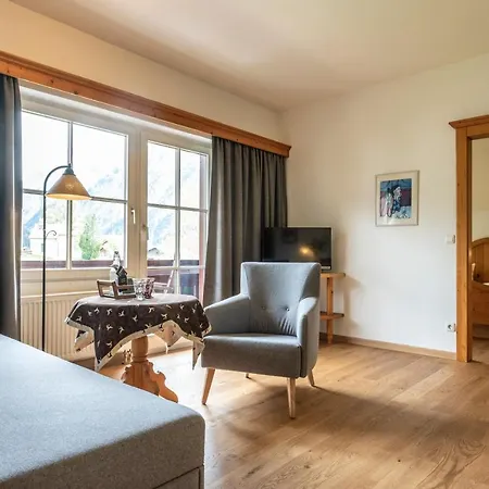 Hotel Naturhotel Laerchenhof Mittelberg