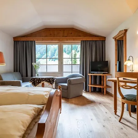 Отель Naturhotel Laerchenhof