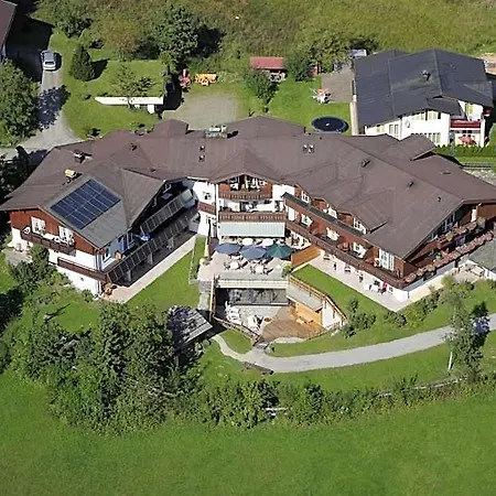 Naturhotel Laerchenhof 3* Mittelberg